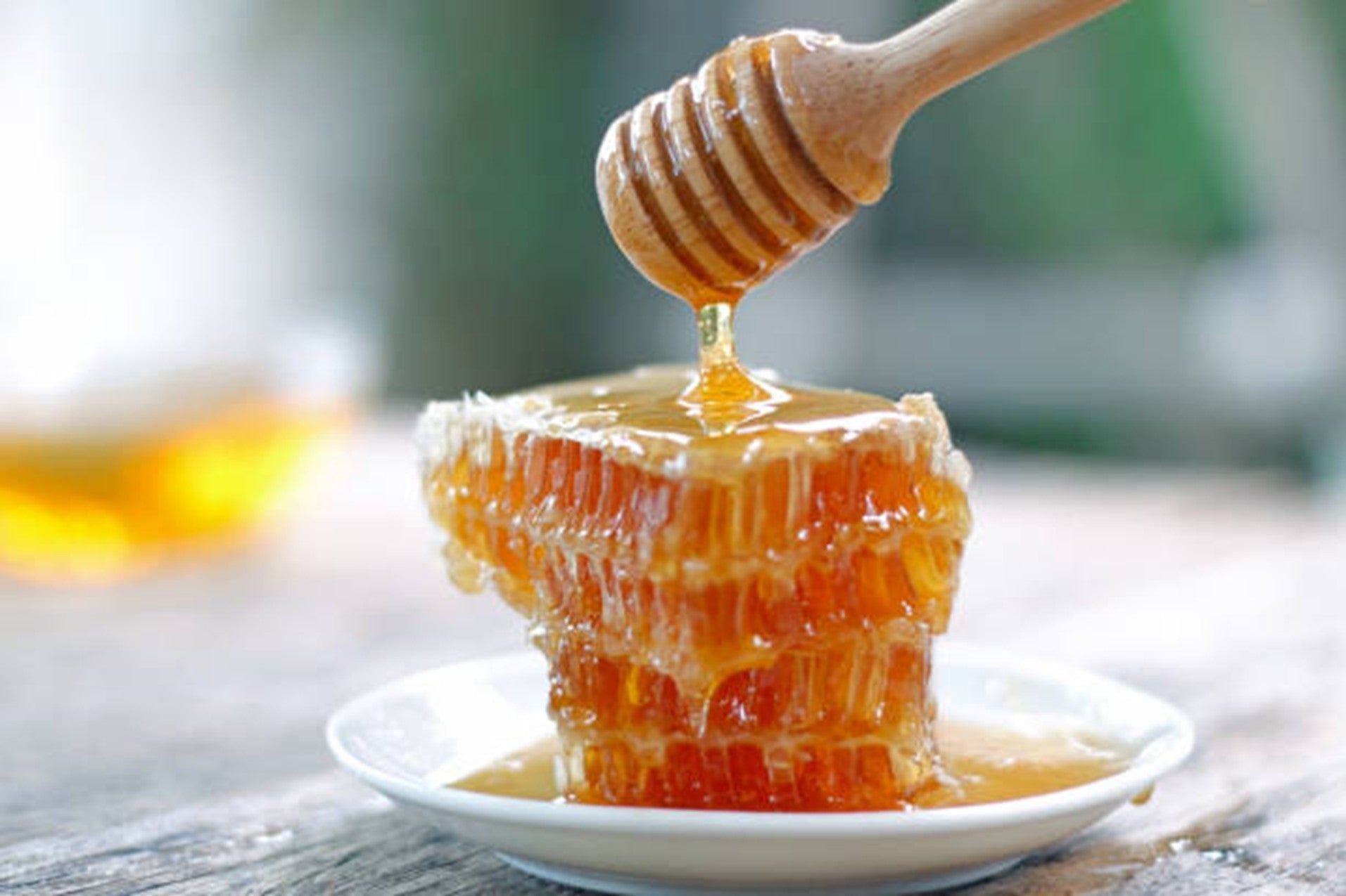 Benefits of Raw Local Honey: Why It Belongs in Your Daily Routine